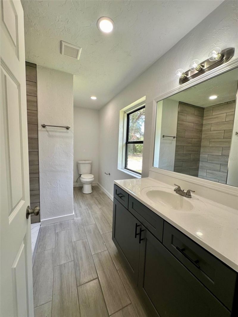 12100 NW Us Highway 441, Alachua, FL 32615 Photo