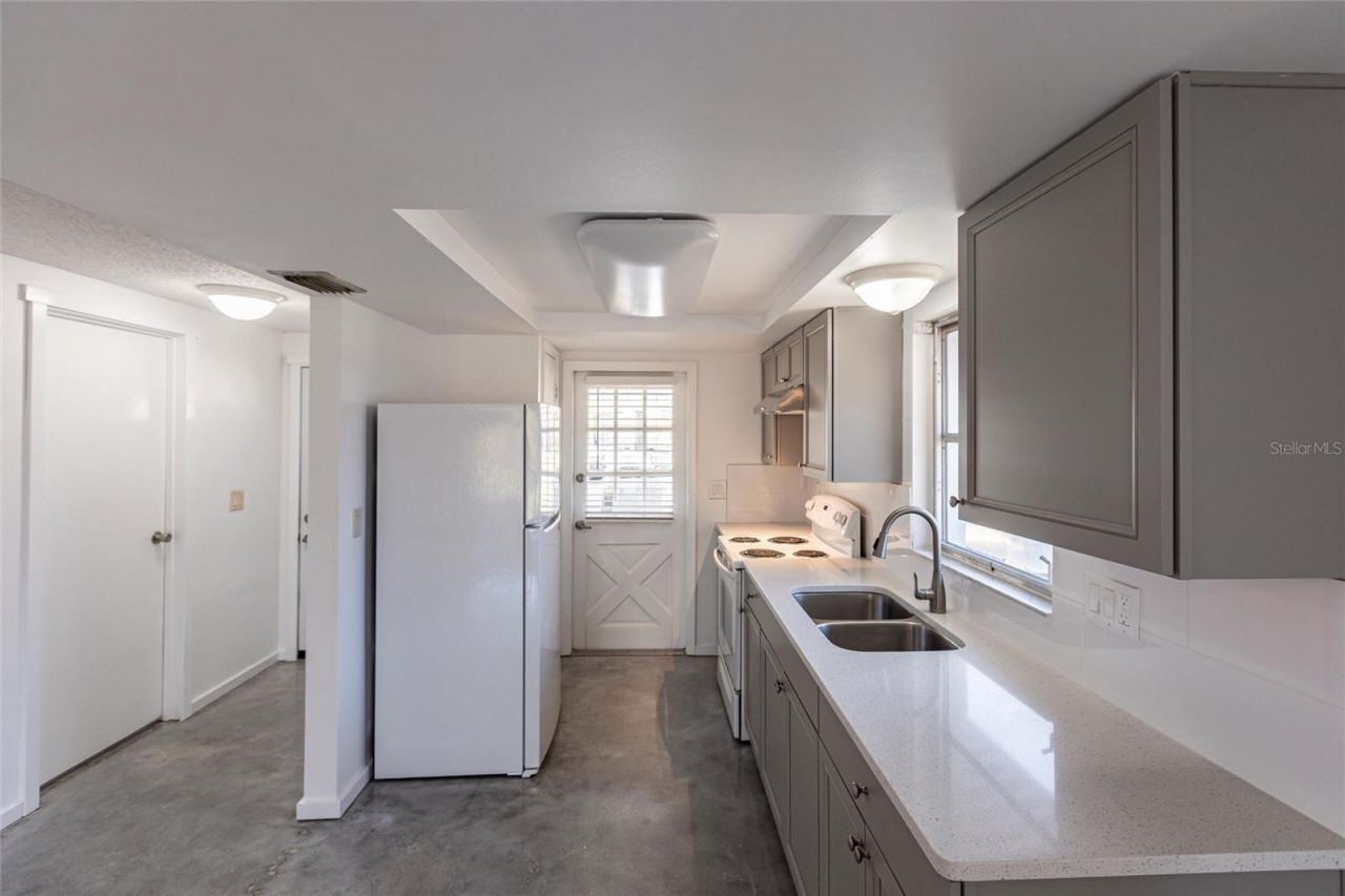 320 & 324 W Ann Street, Punta Gorda, FL 33950 Photo