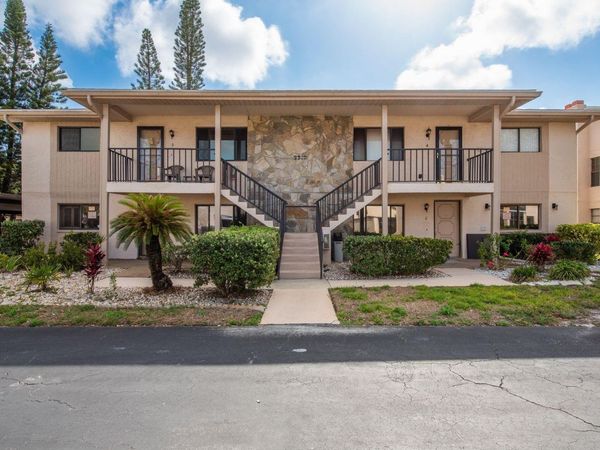 9910 EAGLES POINT CIRCLE, Unit 3, PORT RICHEY, FL 34668