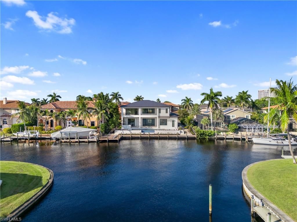 846 Cypress Lake Cir, Fort Myers, FL 33919 Photo