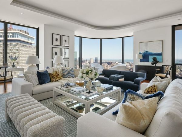 1 Dalton St, Unit U5602, Boston, MA 02115