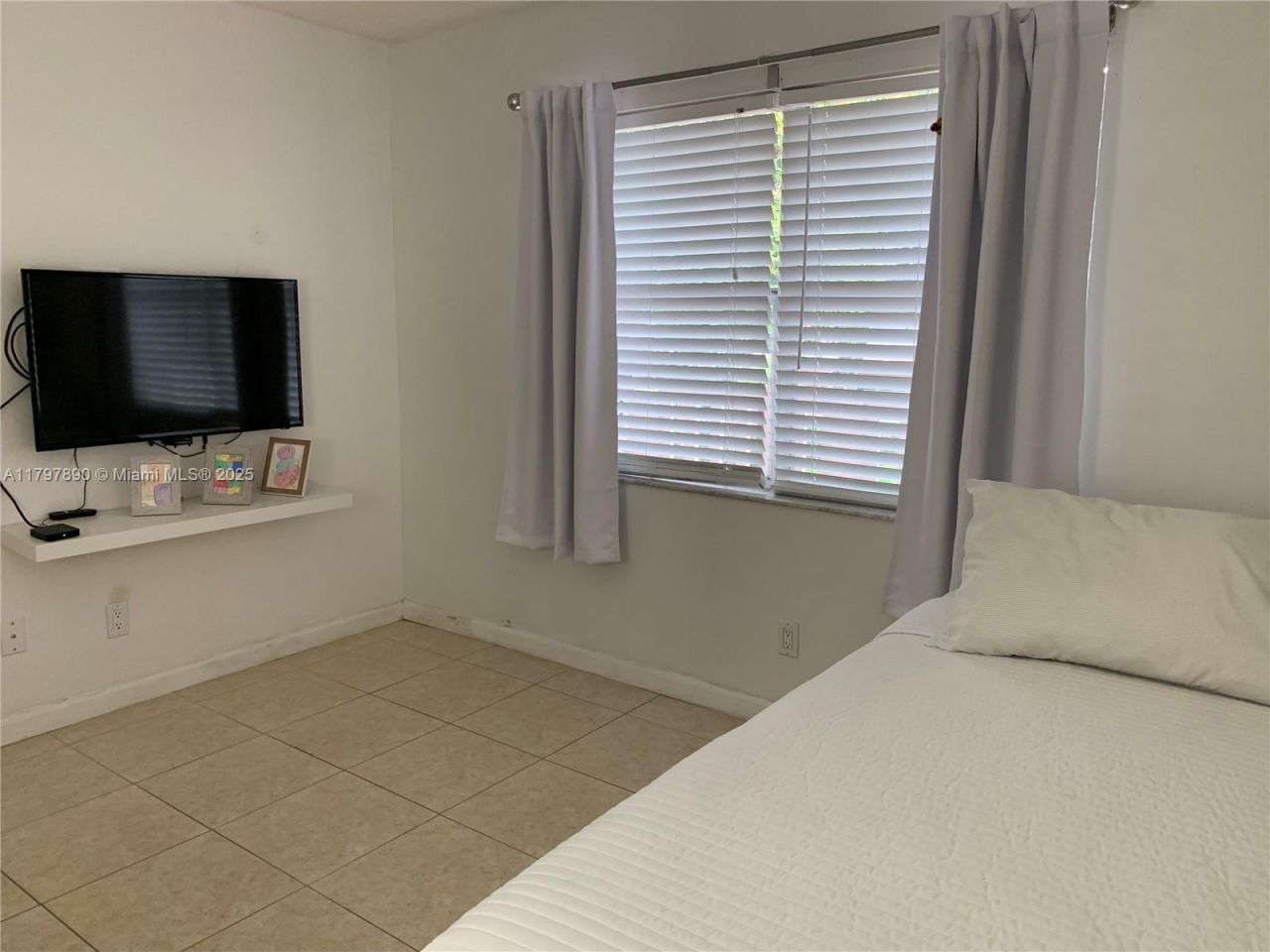 9621 Sunrise Lakes Blvd, Unit 211, Sunrise, FL 33322 Photo