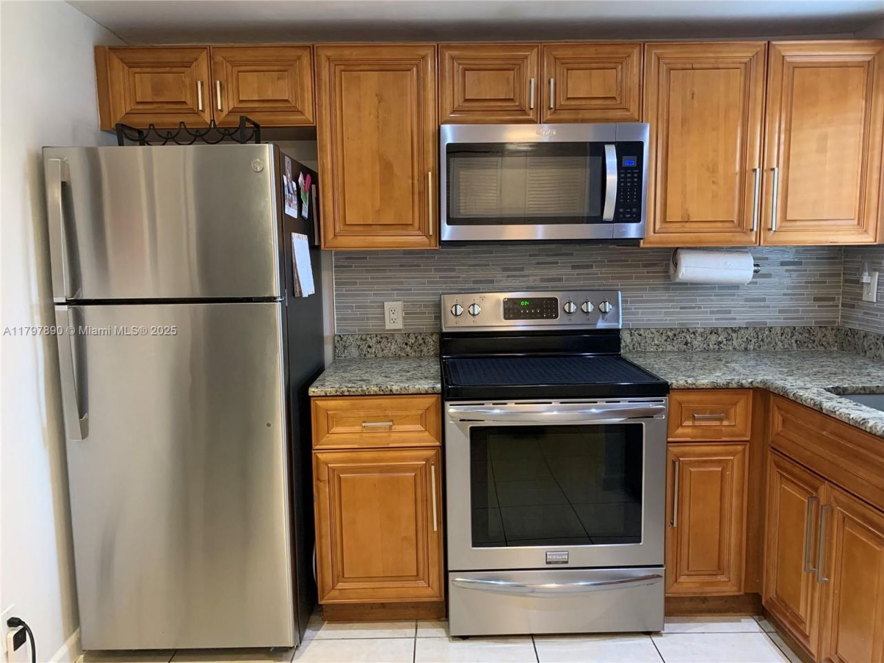 9621 Sunrise Lakes Blvd, Unit 211, Sunrise, FL 33322 Photo