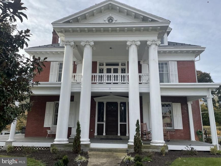 11 Linden Avenue, Mercersburg, PA 17236 Main Photo