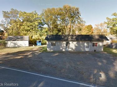 4098 PARKWAY, Waterford Twp, MI 48328