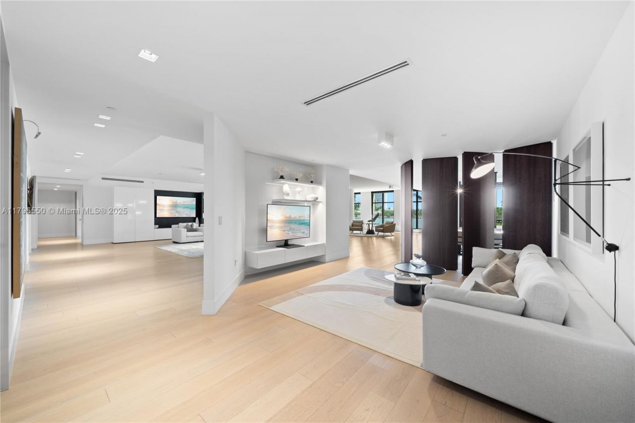 7025 Fisher Island Dr, Unit 7025, Miami Beach, FL 33109 Photo