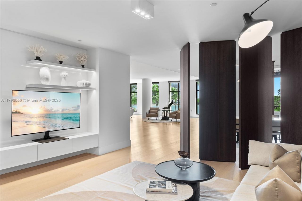 7025 Fisher Island Dr, Unit 7025, Miami Beach, FL 33109 Photo