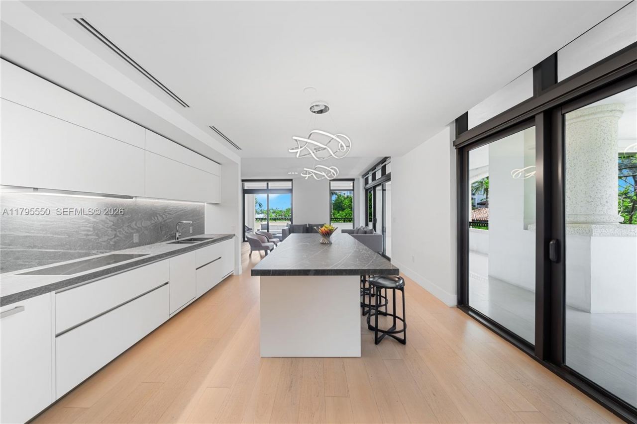 7025 Fisher Island Dr, Unit 7025, Miami Beach, FL 33109 Photo