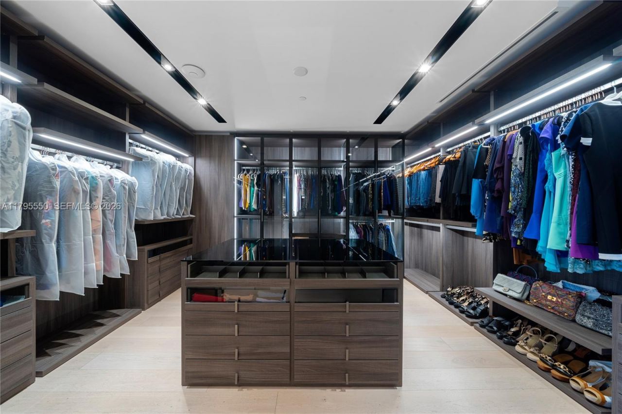 7025 Fisher Island Dr, Unit 7025, Miami Beach, FL 33109 Photo