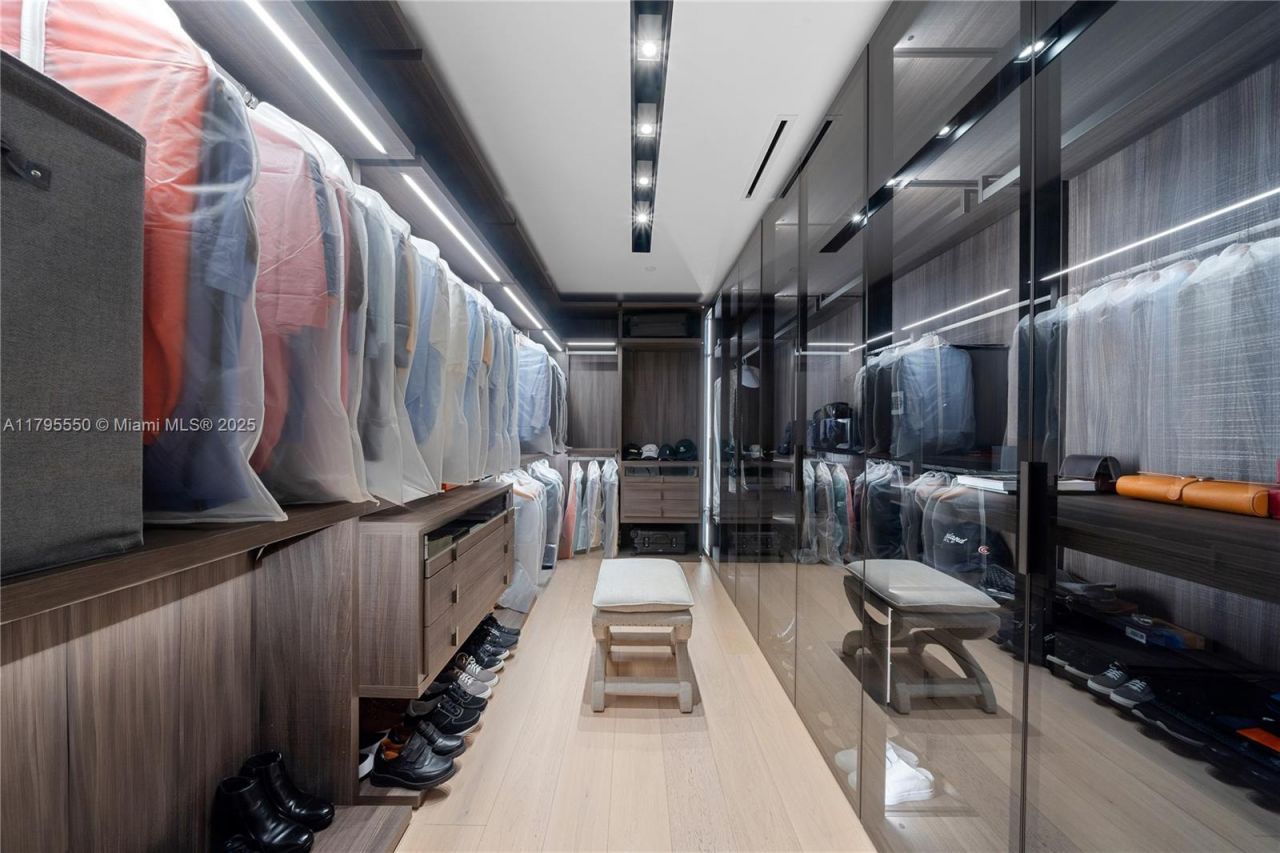 7025 Fisher Island Dr, Unit 7025, Miami Beach, FL 33109 Photo