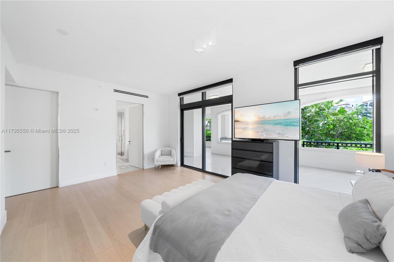 7025 Fisher Island Dr, Unit 7025, Miami Beach, FL 33109 Photo