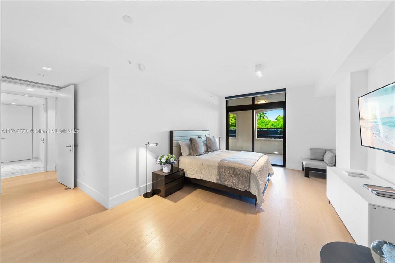 7025 Fisher Island Dr, Unit 7025, Miami Beach, FL 33109 Photo