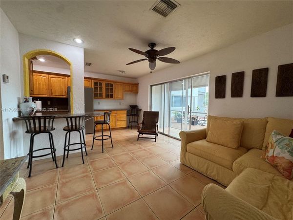 1700 Pierce St, Unit 202, Hollywood, FL 33020