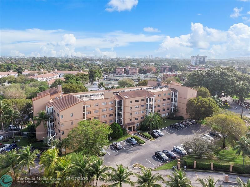 701 NW 19th Street, Unit 202, Fort Lauderdale, FL 33311 Photo