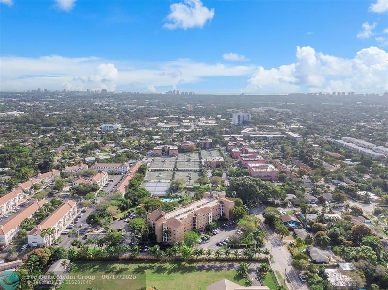 701 NW 19th Street, Unit 202, Fort Lauderdale, FL 33311 Photo