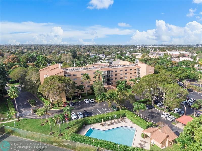 701 NW 19th Street, Unit 202, Fort Lauderdale, FL 33311 Photo