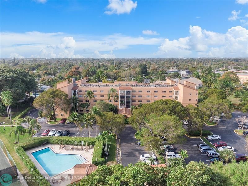 701 NW 19th Street, Unit 202, Fort Lauderdale, FL 33311 Photo
