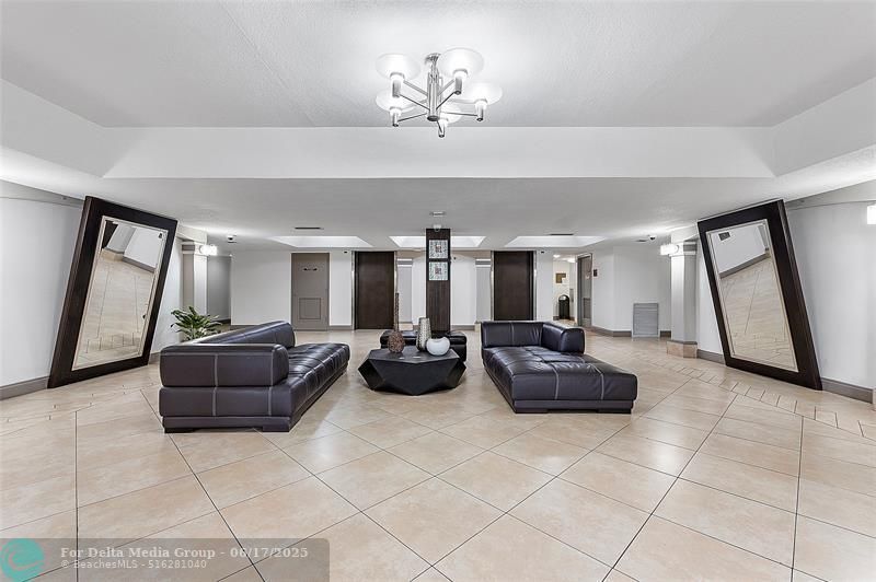 701 NW 19th Street, Unit 202, Fort Lauderdale, FL 33311 Photo