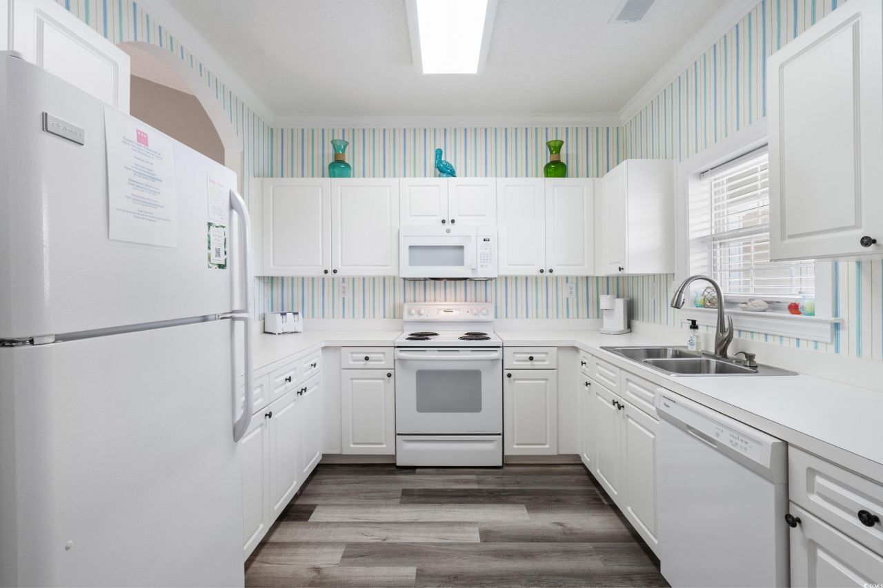 5751 Oyster Catcher Dr. Photo 12