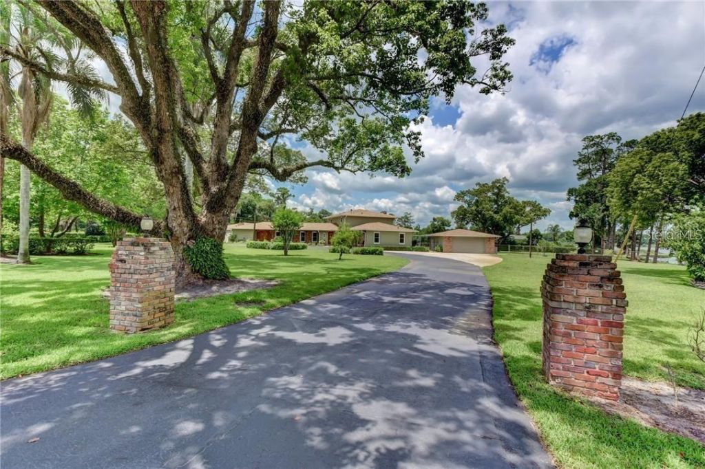 910 N Kepler Road, Deland, FL 32724 Photo