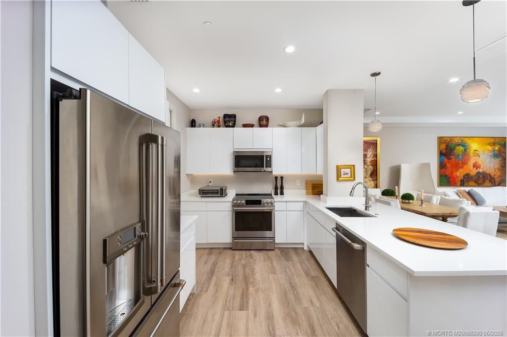 41 Seminole Street Sw, Unit 208, Stuart, FL 34994 Photo