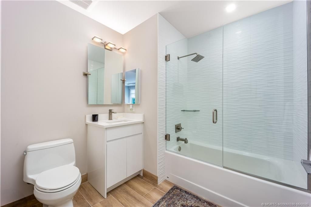 41 Seminole Street Sw, Unit 208, Stuart, FL 34994 Photo