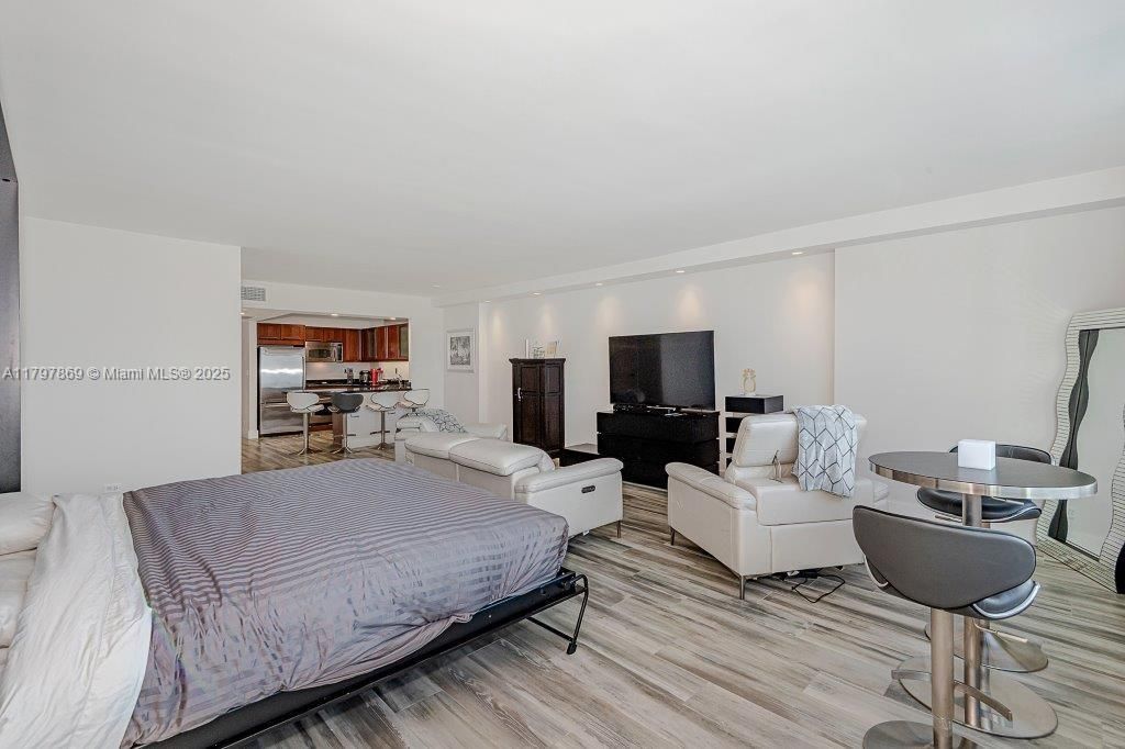 2301 Collins Ave, Unit 1532, Miami Beach, FL 33139 Photo