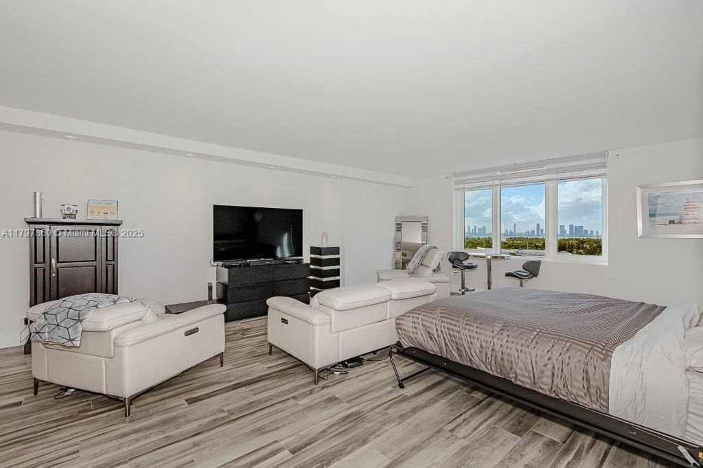 2301 Collins Ave, Unit 1532, Miami Beach, FL 33139 Photo