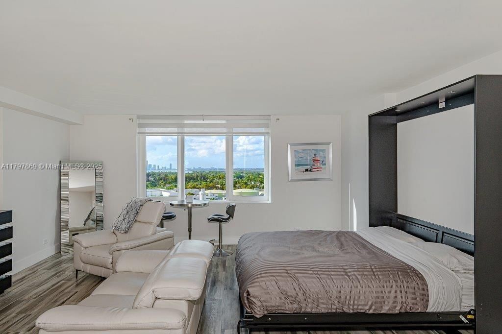 2301 Collins Ave, Unit 1532, Miami Beach, FL 33139 Photo