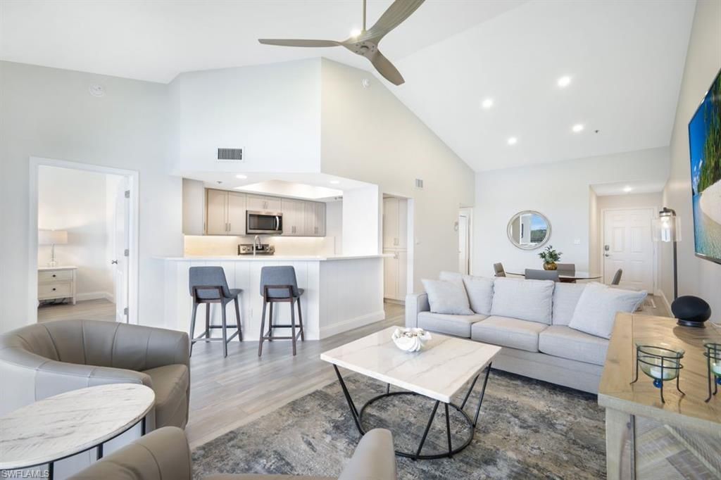 4130 Bayhead Dr, Unit 302, Bonita Springs, FL 34134 Photo