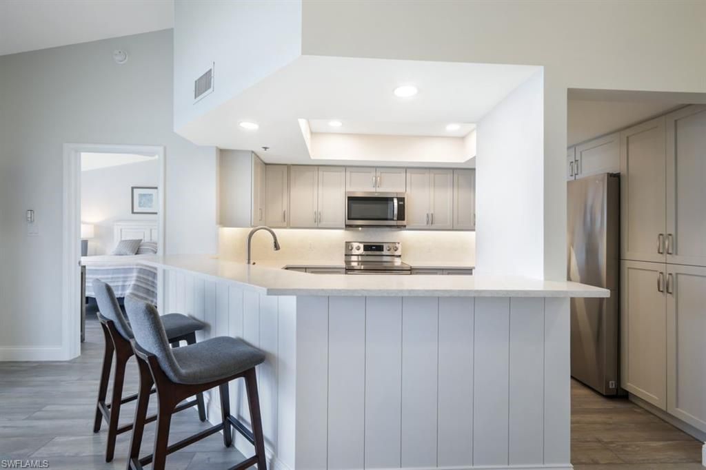 4130 Bayhead Dr, Unit 302, Bonita Springs, FL 34134 Photo