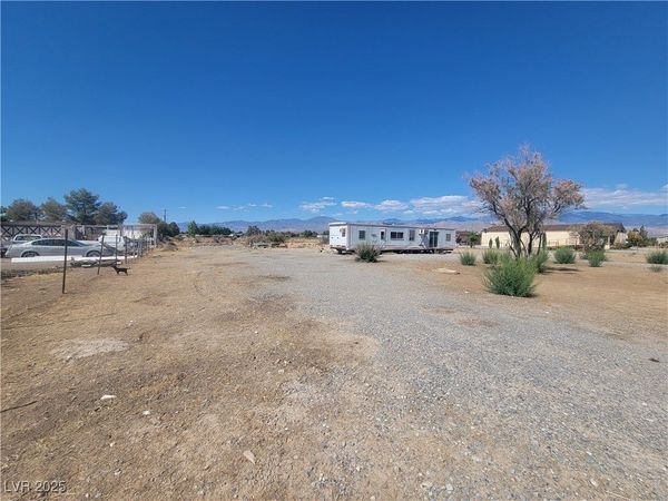 1820 E Pluto Street, Pahrump, NV 89048