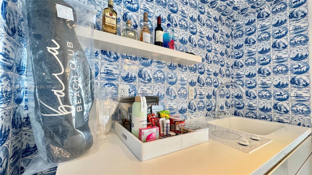 1100 West Ave, Unit 1108, Miami Beach, FL 33139 Photo