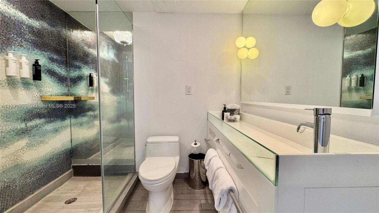 1100 West Ave, Unit 812, Miami Beach, FL 33139 Photo