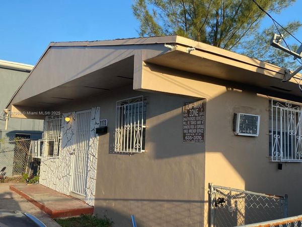 1173 NW 65th St, Miami, FL 33150