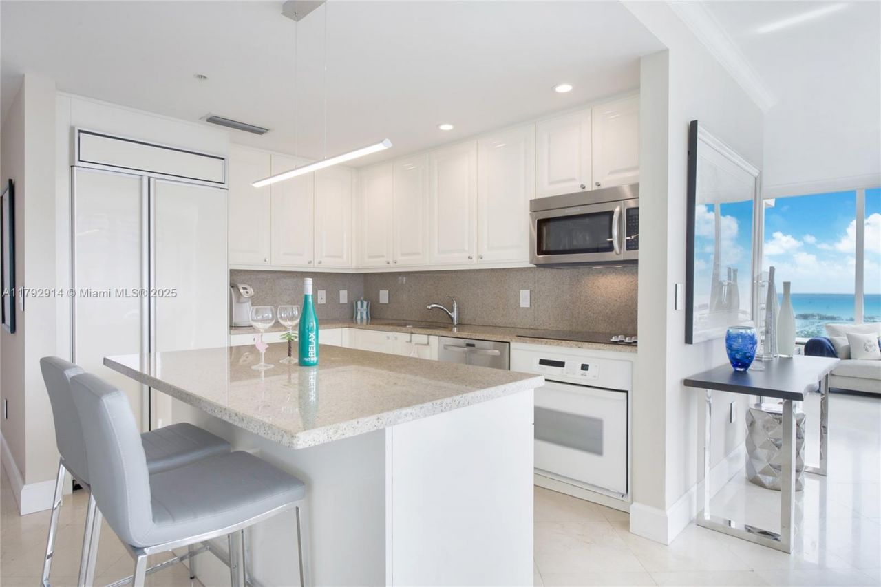 3400 SW 27th Ave, Unit 1003, Coconut Grove, FL 33133 Photo