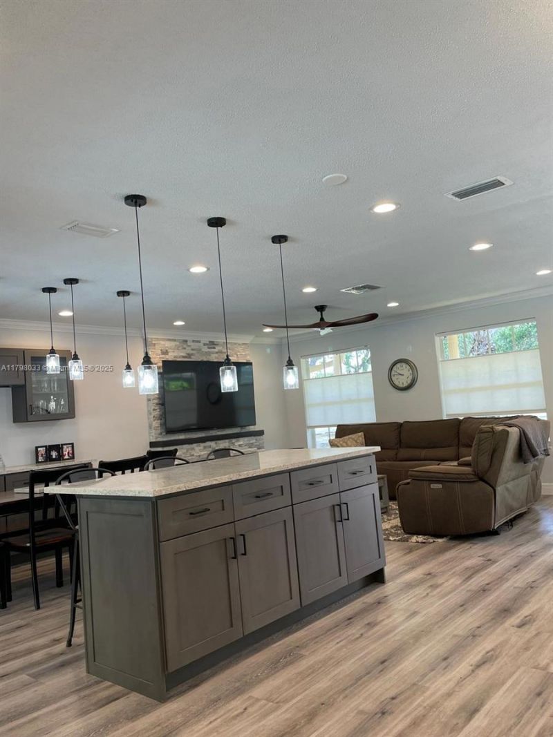 2230 N 50th Ave, Hollywood, FL 33021 Photo