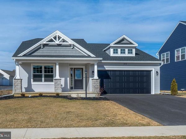304 AMBERLEIGH LANE, SHIPPENSBURG, PA 17257