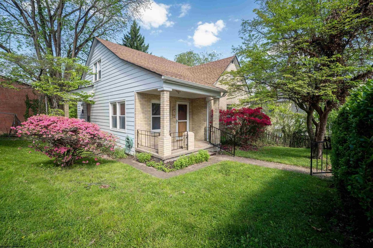 28 West Street, Westover, WV 26501 Main Photo