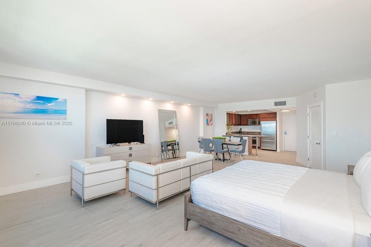 2301 Collins Ave, Unit 1531, Miami Beach, FL 33139 Photo