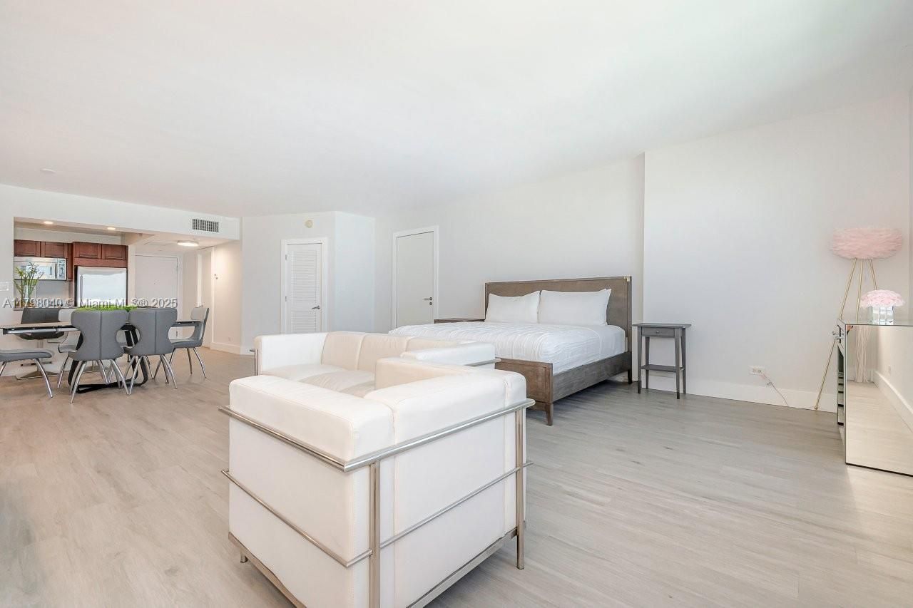 2301 Collins Ave, Unit 1531, Miami Beach, FL 33139 Photo