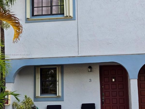 11795 SW 18th St, Unit 3-31, Miami, FL 33175