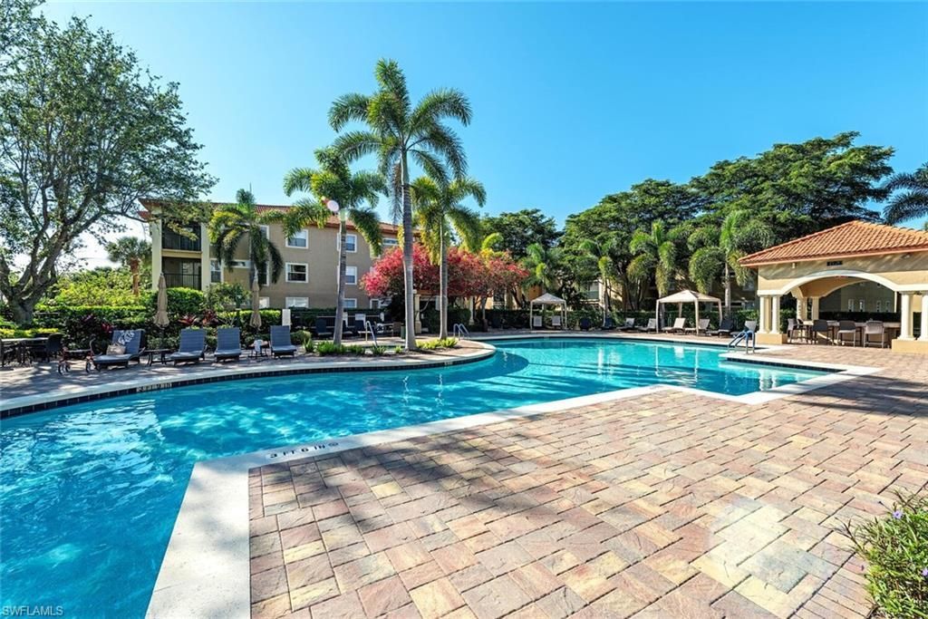 8861 Colonnades Ct N, Unit 215, Bonita Springs, FL 34135 Photo