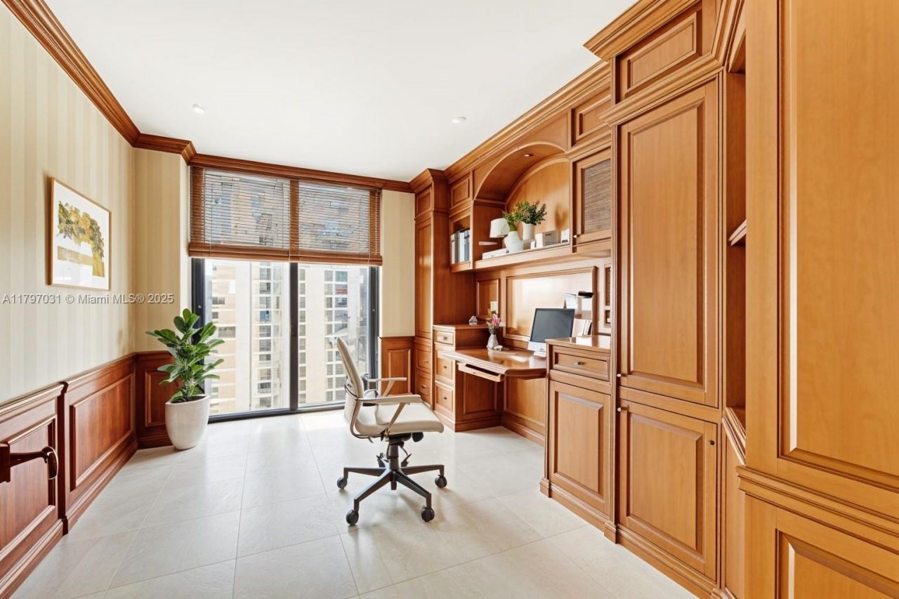 19667 Turnberry Way, Unit 16GR, Aventura, FL 33180 Photo