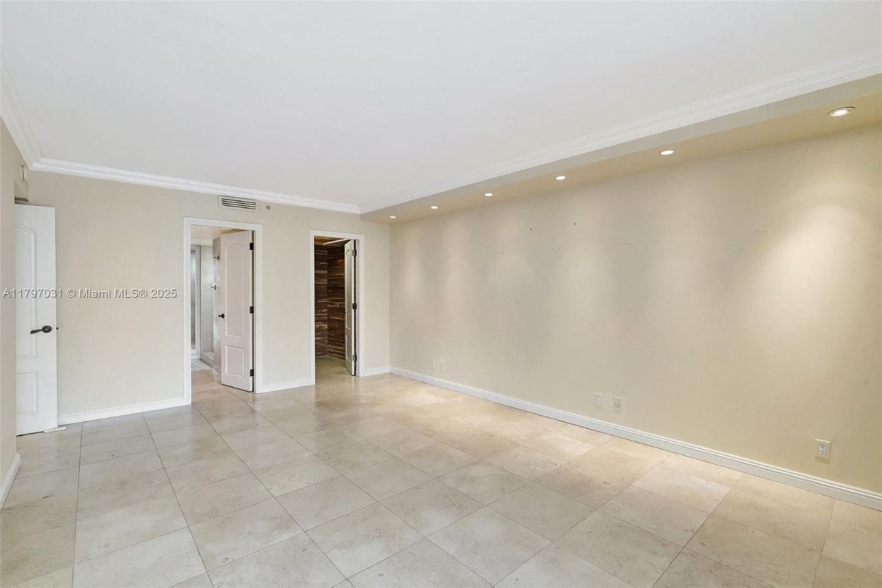 19667 Turnberry Way, Unit 16GR, Aventura, FL 33180 Photo