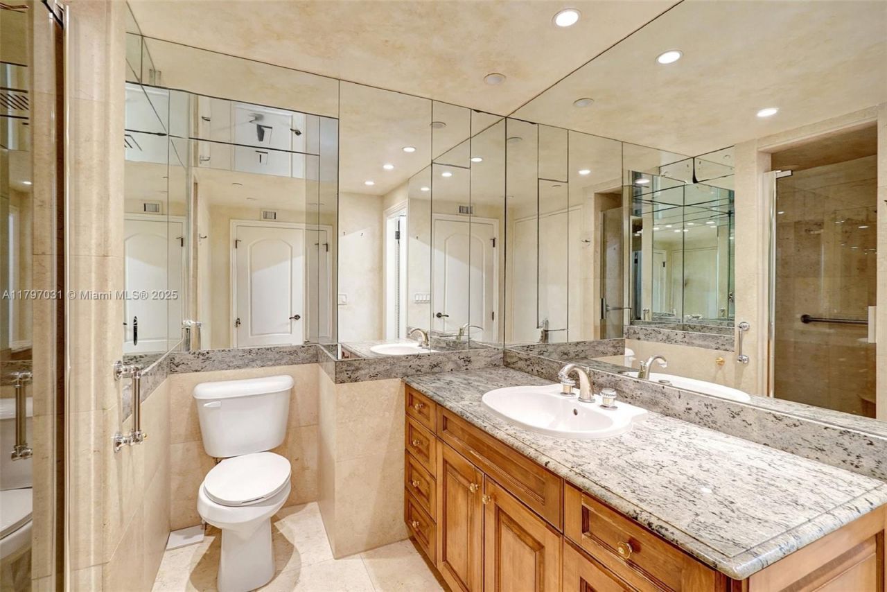 19667 Turnberry Way, Unit 16GR, Aventura, FL 33180 Photo