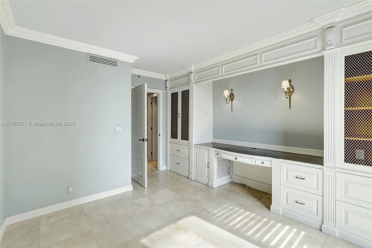 19667 Turnberry Way, Unit 16GR, Aventura, FL 33180 Photo