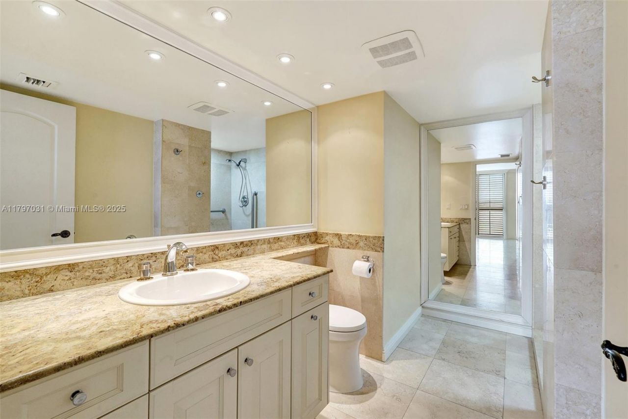 19667 Turnberry Way, Unit 16GR, Aventura, FL 33180 Photo