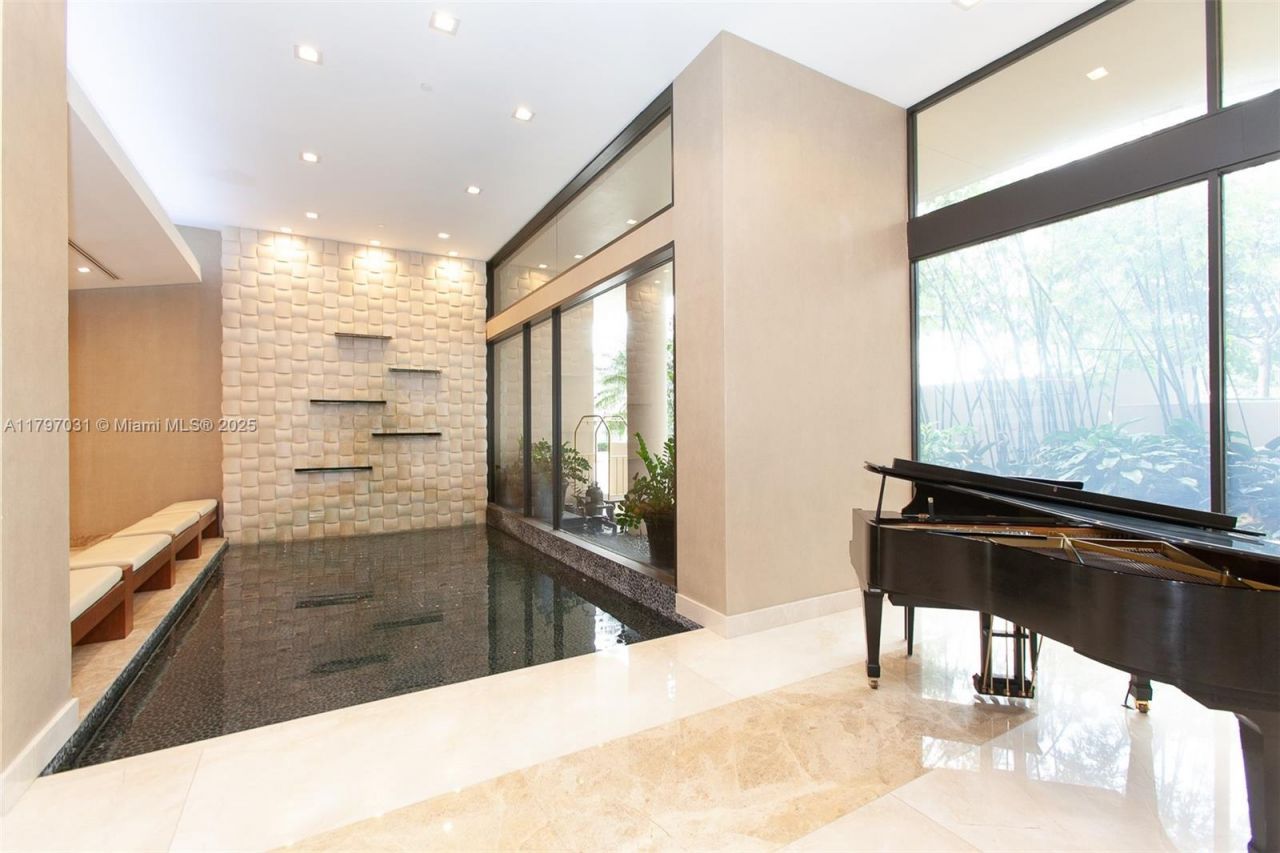 19667 Turnberry Way, Unit 16GR, Aventura, FL 33180 Photo