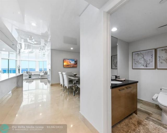 101 S Fort Lauderdale Beach Boulevard, Unit 1104, Fort Lauderdale, FL 33316 Photo